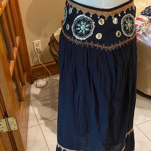 Resembles the native American skirt with lots of embroidery beautiful designNWOT - Picture 4 of 10